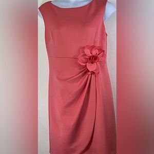 JH Evening dress Peach with appliquéd flower detail size 18